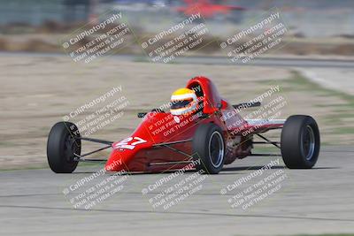 media/Oct-25-2025-CalClub SCCA (Sat) [[34c778dfbe]]/Group 5/Qualifying/